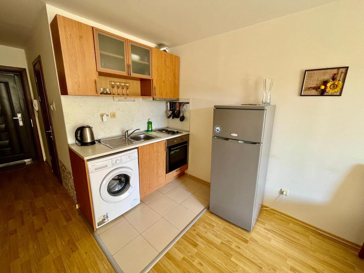 Alexandr Apartments Vigo 네세부르 외부 사진