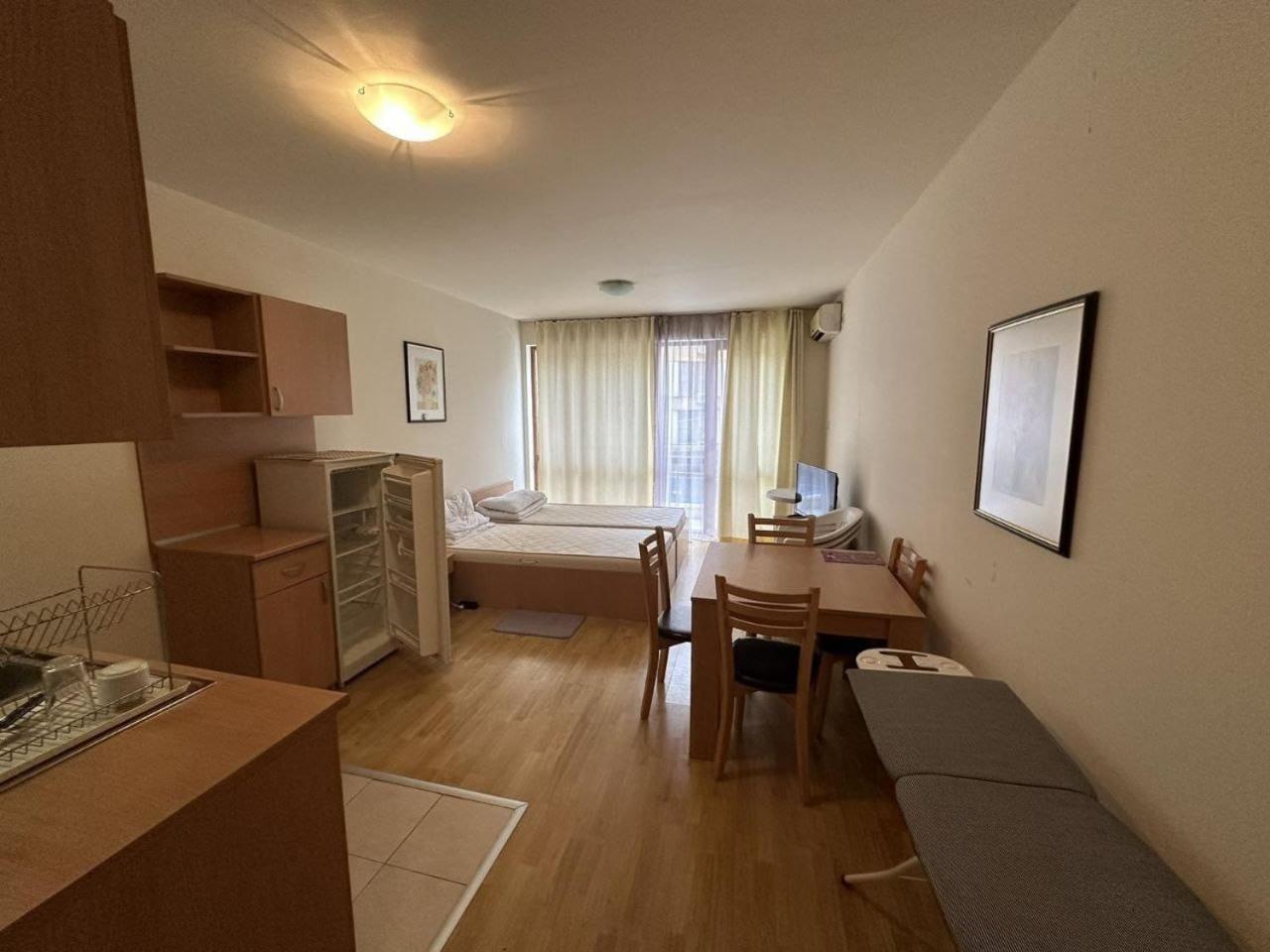 Alexandr Apartments Vigo 네세부르 외부 사진