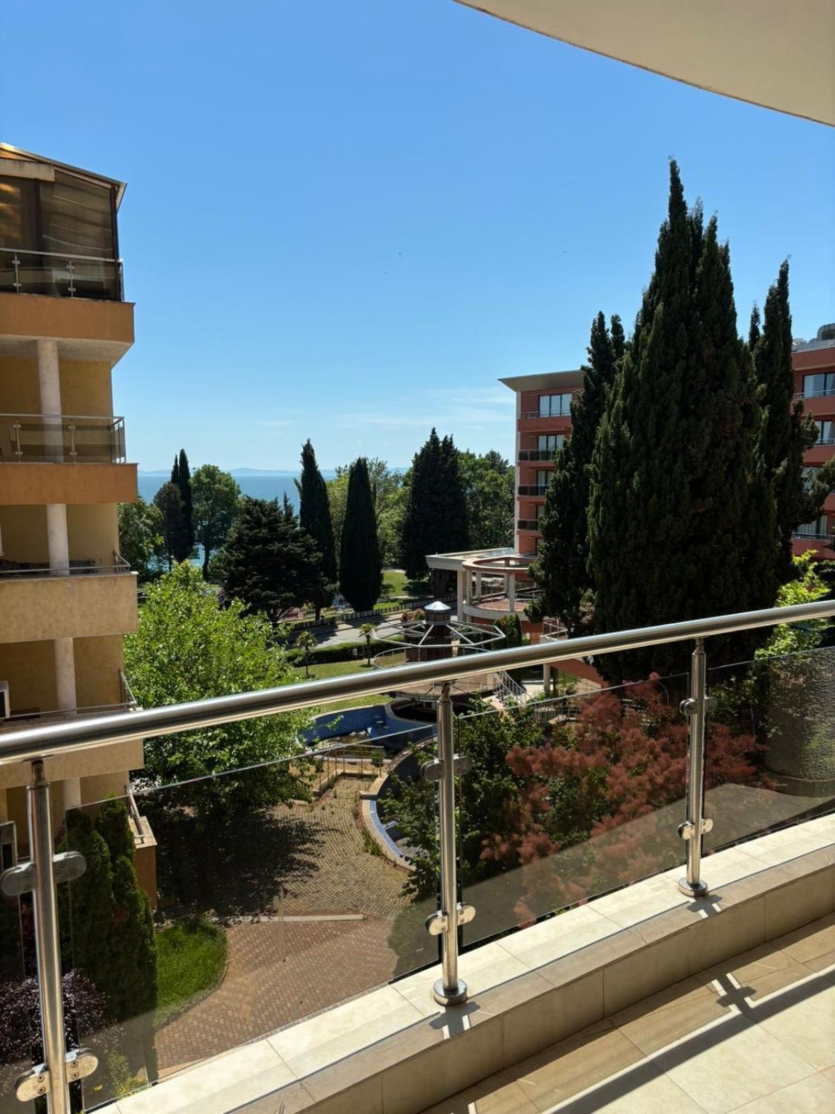 Alexandr Apartments Vigo 네세부르 외부 사진